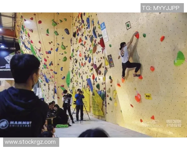 成都攀岩队的逆袭之旅：从初学者到全国冠军的奋斗历程与心路历程